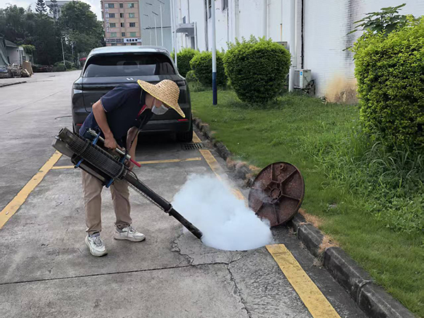 灭蟑螂
